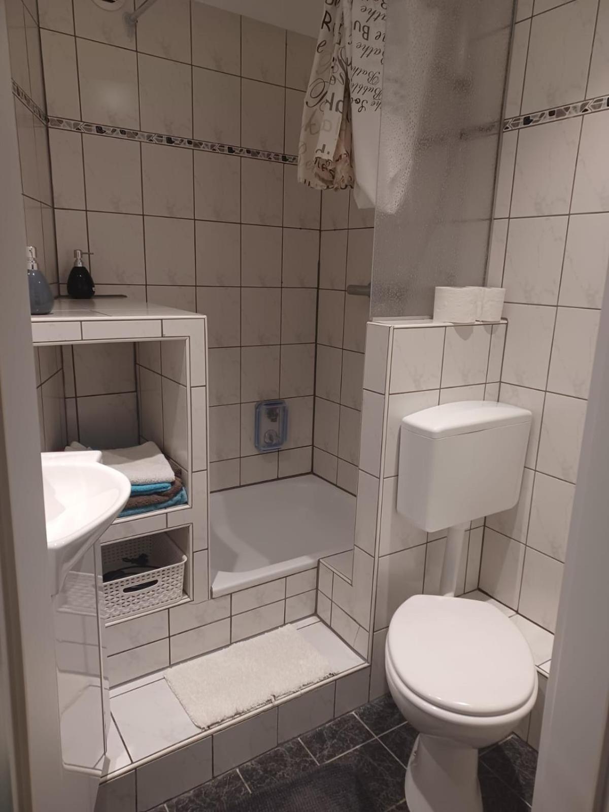 Zwergenstube Apartment Wulfrath Екстериор снимка
